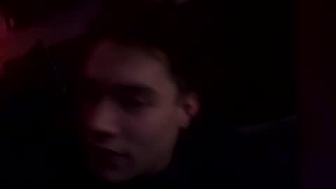 lovemyprettyboy online show from February 1, 1:19 pm