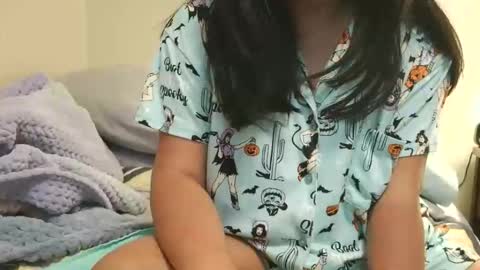 loveoha8 online show from December 22, 8:10 am