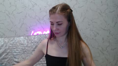 Mary Love online show from November 1, 2:16 pm