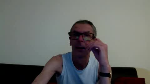 Snapshot of lovepvclate40s chatting on September 25, 7:10 pm lovepvcearly50s online show from September 25, 7:10 pm