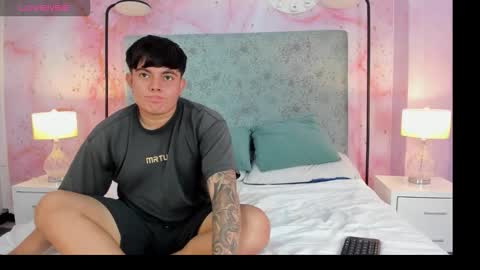 loverebels_ online show from November 7, 12:29 pm