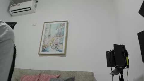 LILLY AND TRAVIS  online show from April 11, 8:57 pm