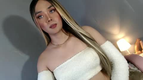 lovers moon22 online show from January 7, 12:45 am