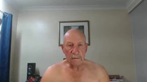 Snapshot of lovesblackazz chatting on February 3, 10:25 am Lovesblackazz online show from February 3, 10:25 am