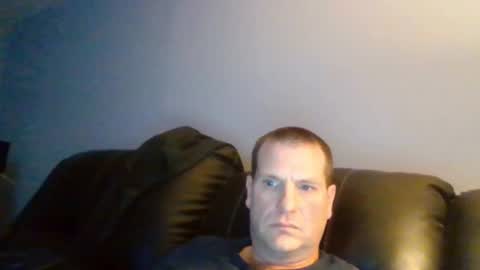 lovetocum37 online show from February 5, 4:37 am