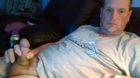 lovetocum37 online show from April 20, 1:08 am