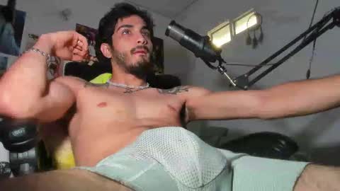 lovexjuxn77 online show from November 18, 12:30 pm