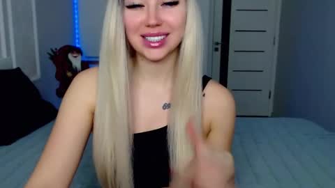 Rosie  online show from December 6, 8:32 am