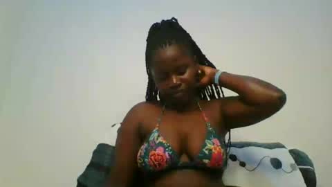 loviett online show from July 9, 9:41 pm