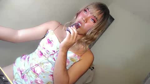 Lovingmonaru969 online show from March 13, 1:36 pm