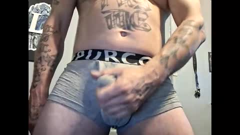 lowerahornyhighhard13 online show from April 23, 11:51 am