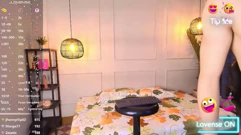 lUAN online show from March 24, 11:49 am