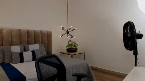 Snapshot of luca_morettii chatting on September 12, 12:29 pm luca_morettii online show from September 12, 12:29 pm