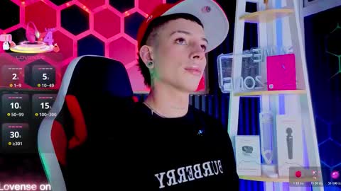 Luca  online show from March 19, 8:36 pm