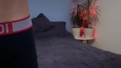 lucacharm online show from September 22, 3:32 am