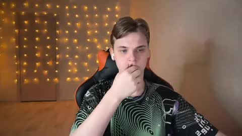 Lucas Gill online show from January 13, 10:35 pm