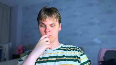 Lucas Gill online show from April 10, 7:40 pm