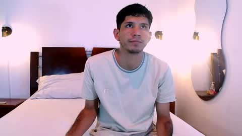 lucas_dream online show from July 12, 1:36 pm