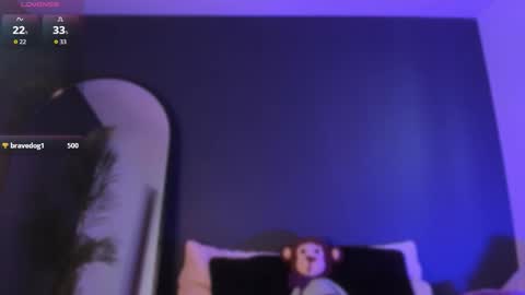   online show from October 31, 1:22 pm