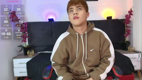 Lucas lovee online show from June 1, 1:01 pm