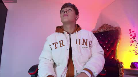 Lucas lovee online show from March 23, 1:38 pm