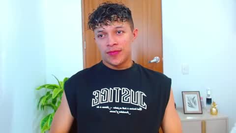 Lucas Luxx online show from February 20, 1:13 pm