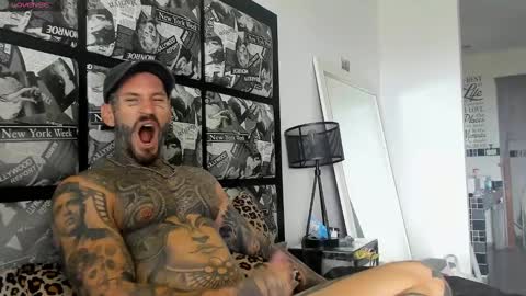 Snapshot of lucasexclusive chatting on March 11, 5:24 am lucasexclusive online show from March 11, 5:24 am