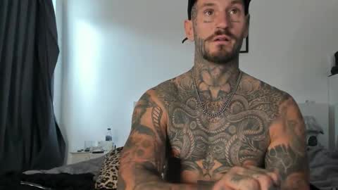 lucasexclusive online show from February 2, 7:16 am