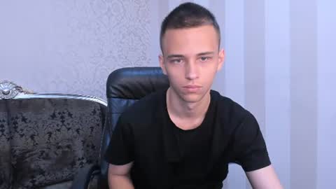 lucaskaur online show from July 15, 12:21 pm