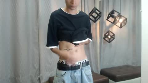 LucassSmith11 online show from May 22, 3:02 am