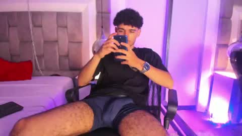 lucasthomson_ online show from June 30, 4:12 am