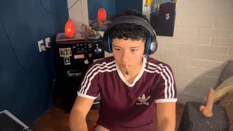 Felipe online show from February 18, 2:16 am