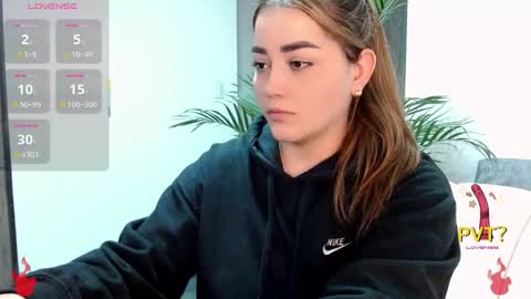 lucia star  online show from October 19, 11:42 pm