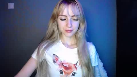 Lucy online show from December 20, 8:21 am