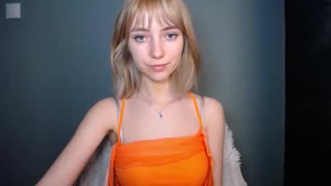 Lucy online show from March 5, 7:34 pm