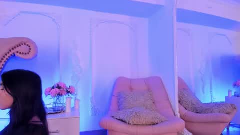 Luciana online show from February 24, 8:45 pm