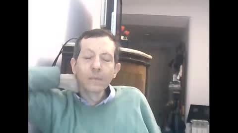 Luciano online show from June 8, 1:28 am