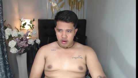 Luciferhotcum online show from February 7, 8:42 pm