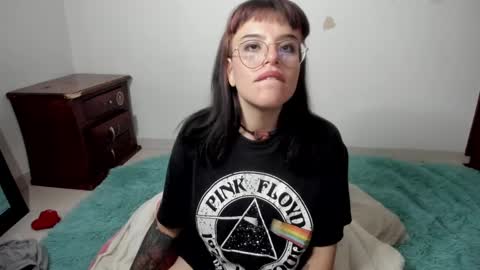 Snapshot of luciferrx666 chatting on February 28, 5:37 am camila online show from February 28, 5:37 am