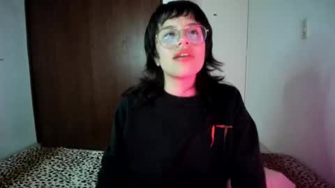 Snapshot of luciferrx666 chatting on September 30, 5:29 am camila online show from September 30, 5:29 am