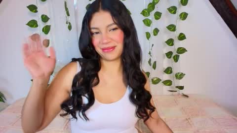 luciia_sweeet online show from December 1, 2:04 pm