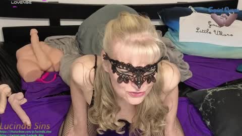 Lucinda online show from April 10, 6:30 am