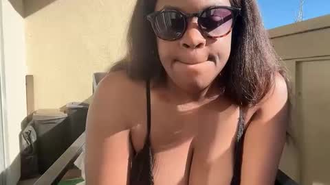 Kyla online show from January 12, 6:04 pm