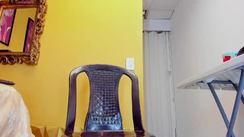 luckk_ online show from May 24, 7:15 am