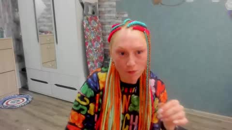 lucky_licky20 online show from September 30, 3:50 am