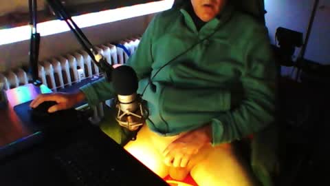        call me  Stefan online show from October 10, 5:52 pm