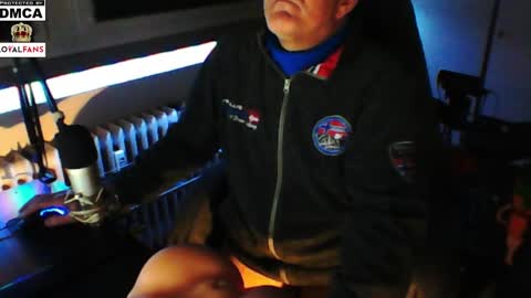        call me  Stefan online show from February 2, 6:36 am