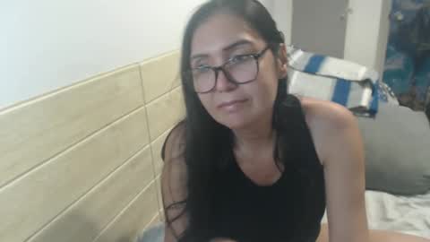 angelisa online show from May 4, 9:43 pm