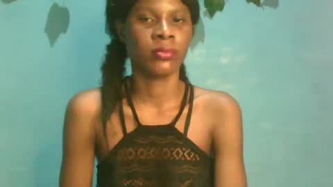 Snapshot of luckymadequeen chatting on October 8, 1:57 am Gloria online show from October 8, 1:57 am