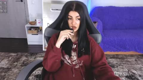 Monika online show from April 14, 11:57 am